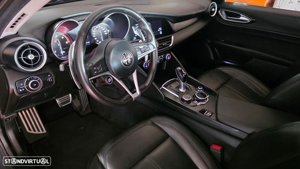 Alfa Romeo Giulia 2.2 D Super AT8 - 9