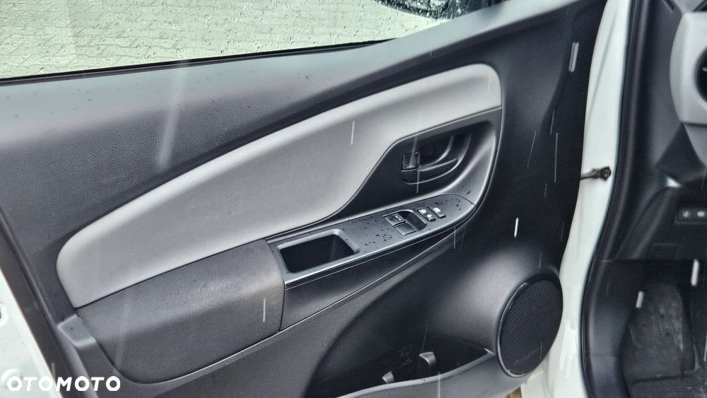 Toyota Yaris 1.0 Active - 12