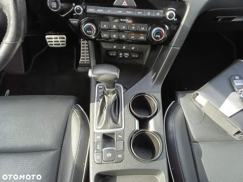 Kia Sportage 1.6 T-GDI AWD DCT GT LINE - 21