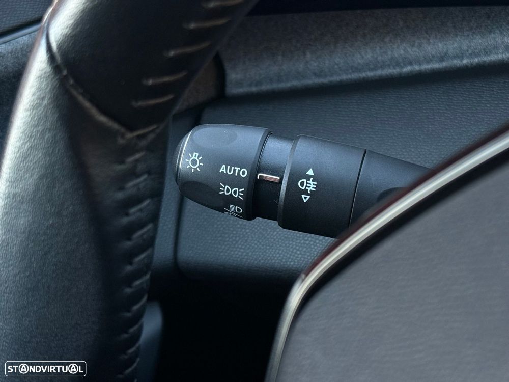 Peugeot 308 SW 1.5 BlueHDi Allure EAT8 - 10