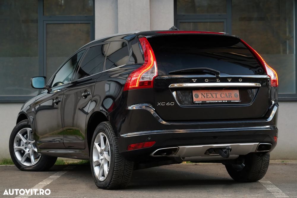 Volvo XC 60 D5 AWD Geartronic Ocean Race - 4