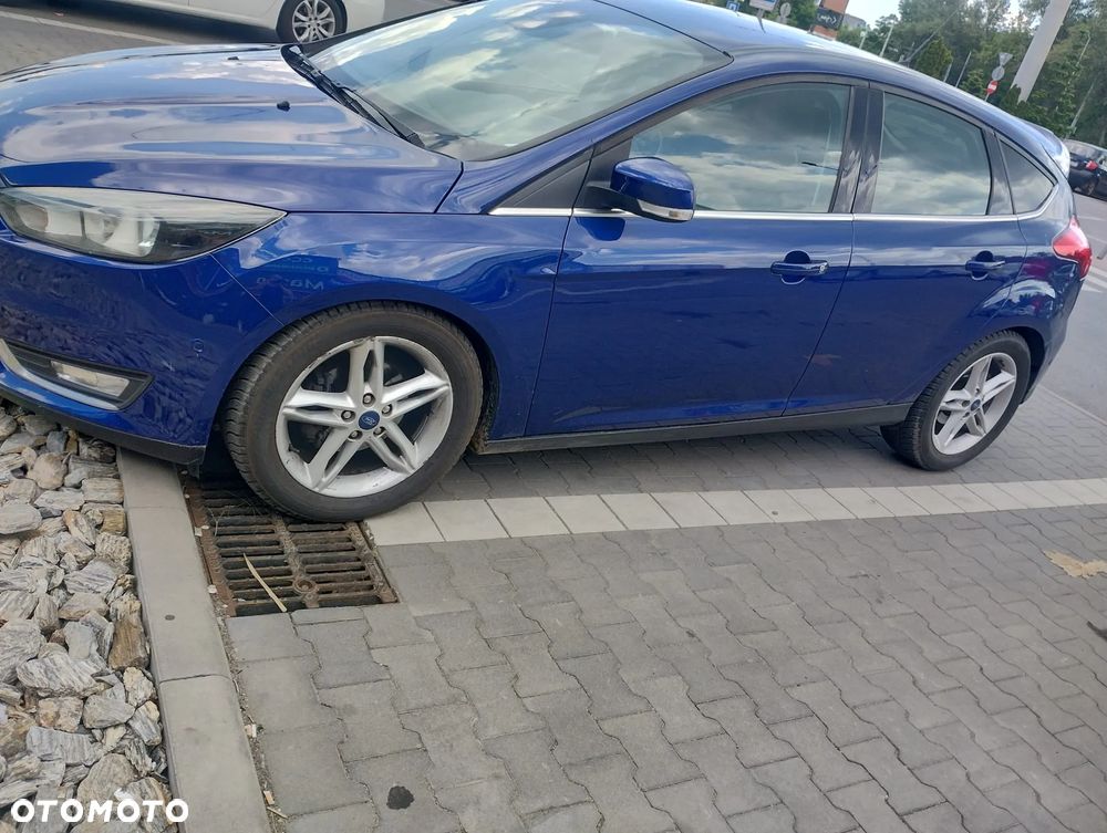 Ford Focus 1.0 EcoBoost Titanium - 8