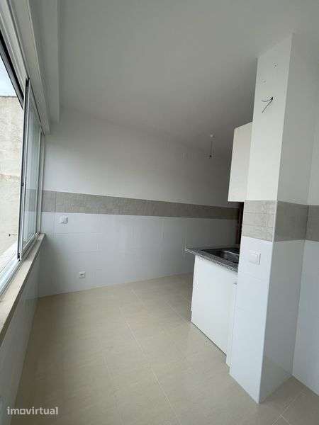 Alugo T3 - Centro de Alcobaça - Grande imagem: 5/12