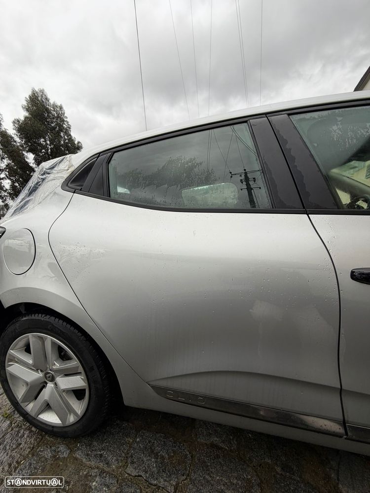 Porta Trás Direita Renault Clio V Ano 2020 - 1