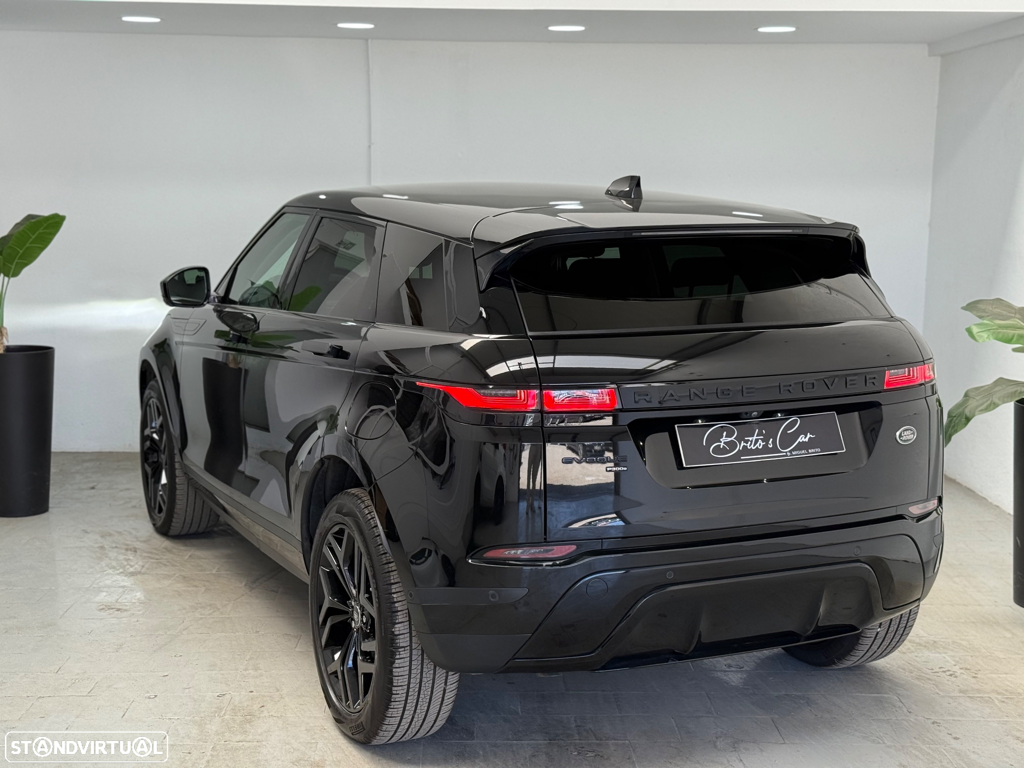 Land Rover Range Rover Evoque 1.5 P300e AWD R-Dynamic HSE Auto - 5