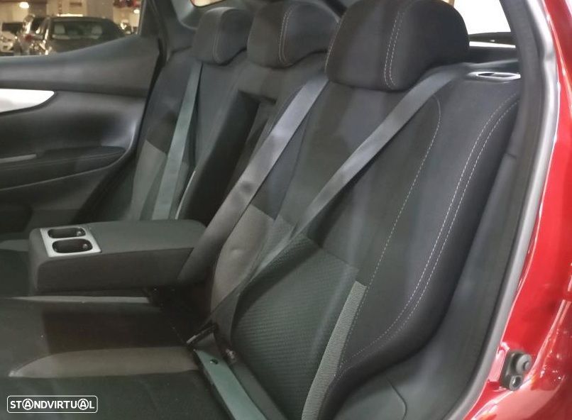Nissan Qashqai 1.5 dCi N-Connecta - 7