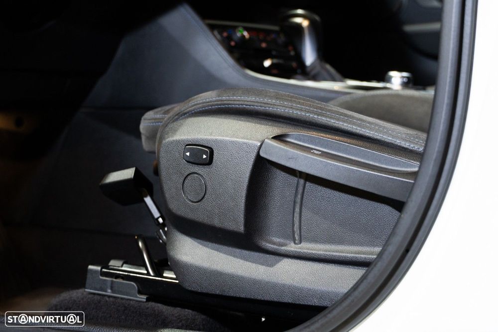 BMW 216 Active Tourer d Pack M Auto - 31