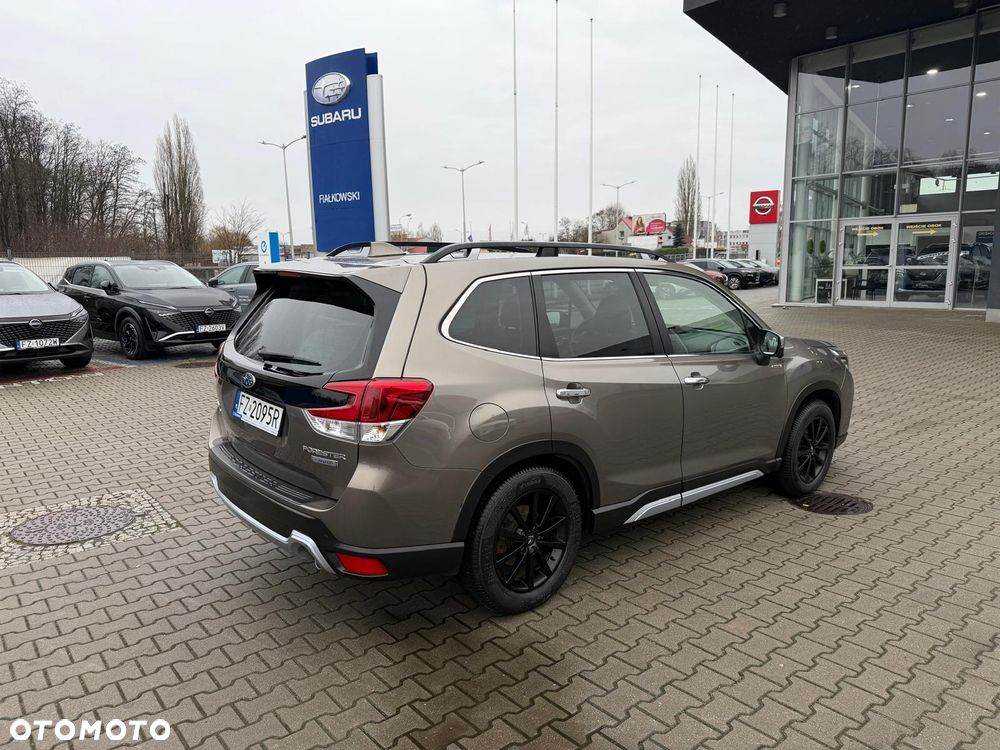 Subaru Forester 2.0i-L Platinum (EyeSight) Lineartronic - 11