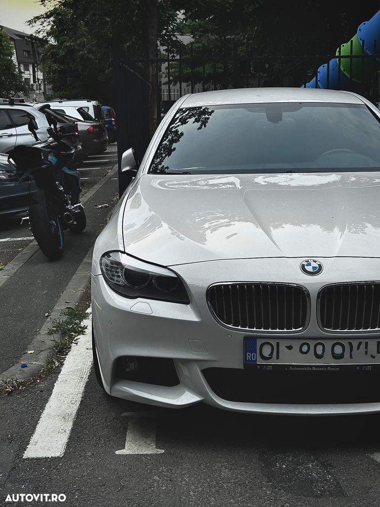 BMW Seria 5 525d xDrive - 16