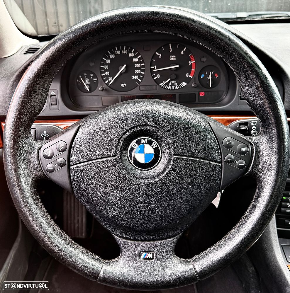 BMW 520 d Touring - 15