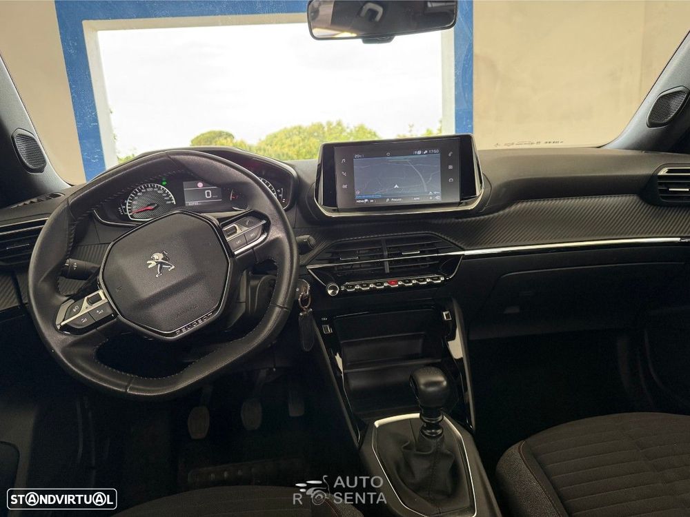 Peugeot 2008 1.2 PureTech Allure - 12