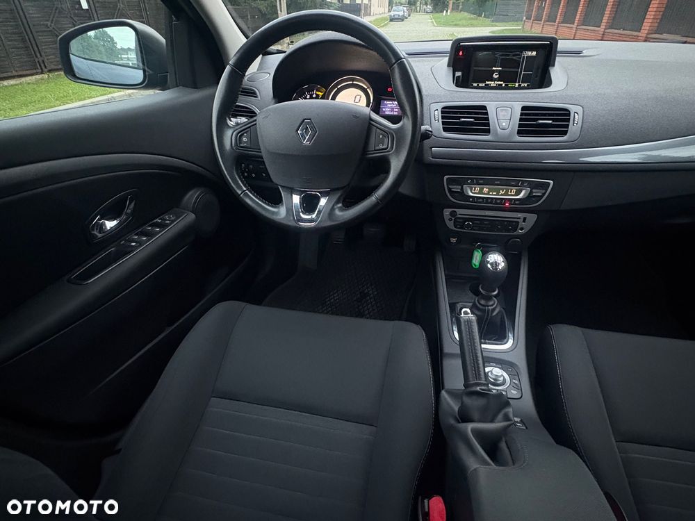 Renault Megane 1.6 16V 110 Paris Business - 15