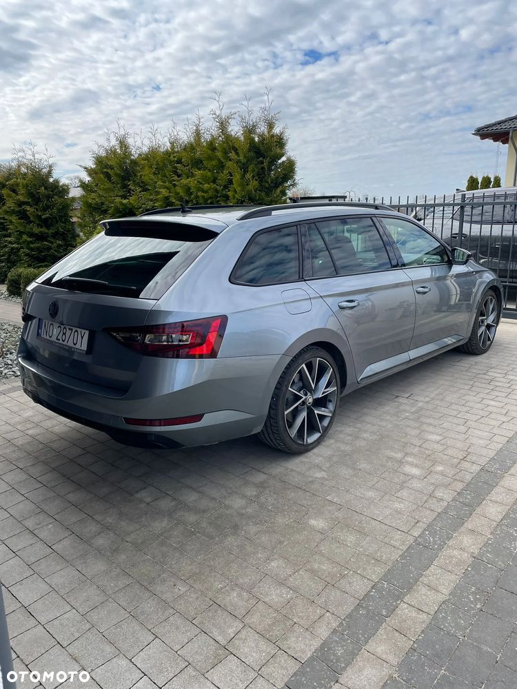 Skoda Superb 2.0 TSI Sportline DSG - 13