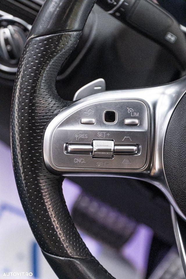 Mercedes-Benz GLC Coupe 300 4Matic 9G-TRONIC AMG Line Plus - 17