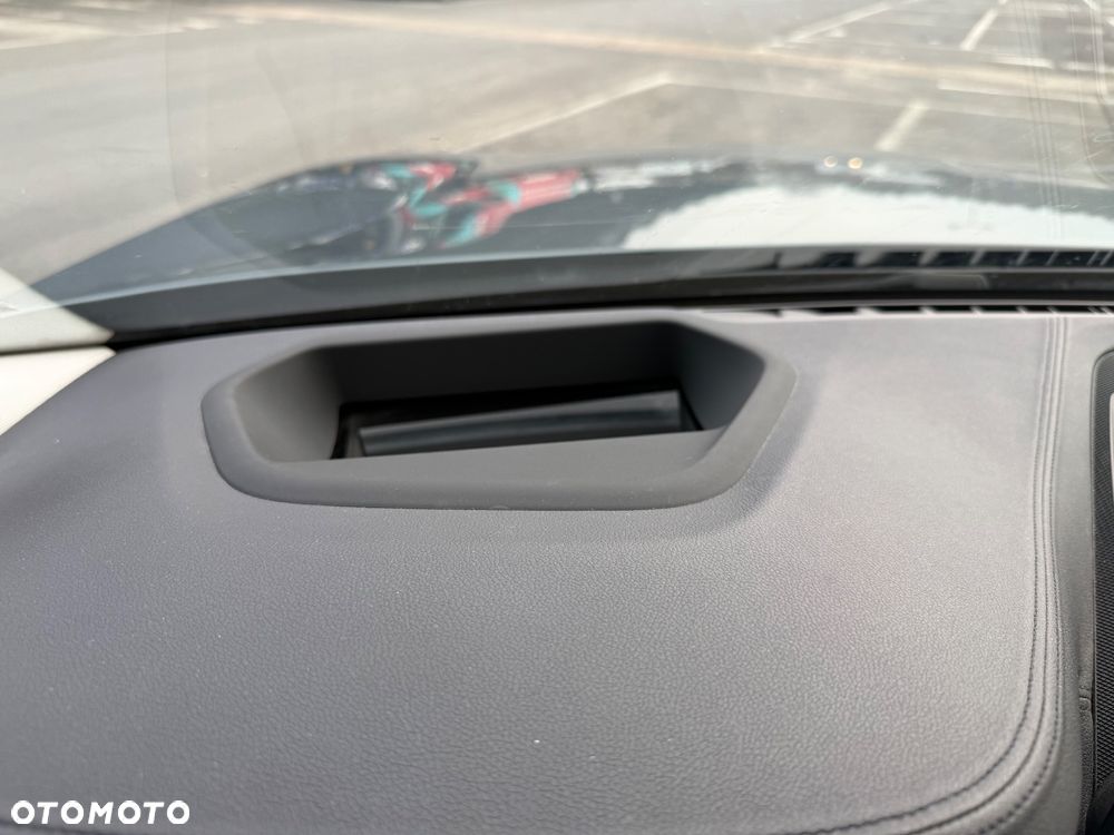 BMW Seria 5 530i Luxury Line - 36