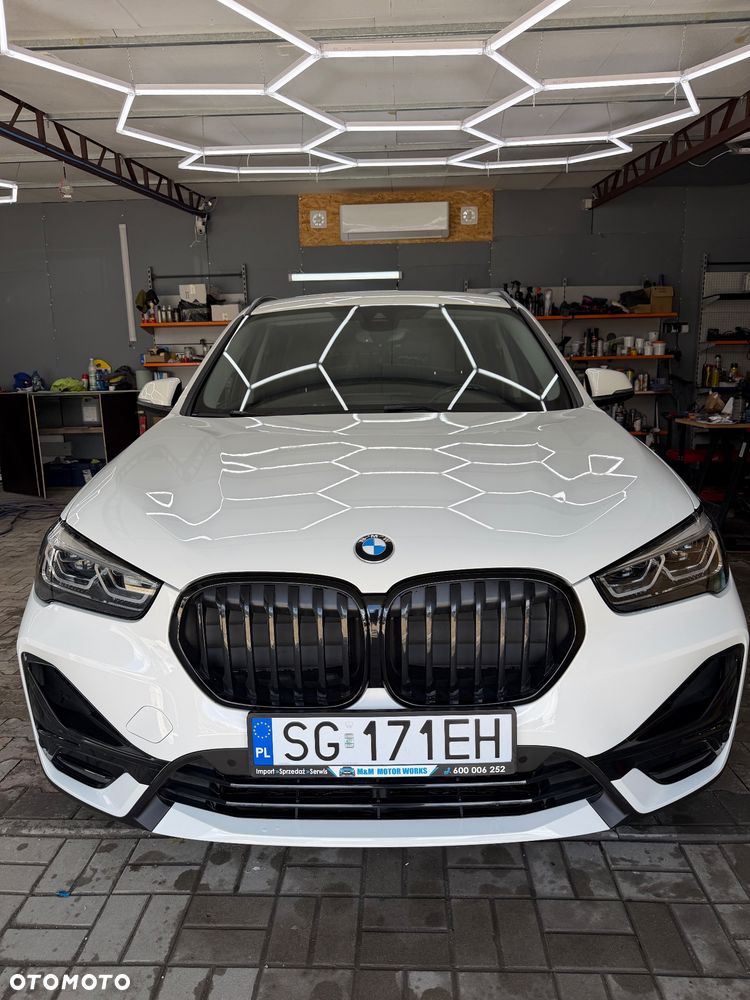 BMW X1 xDrive20d Sport Line - 2