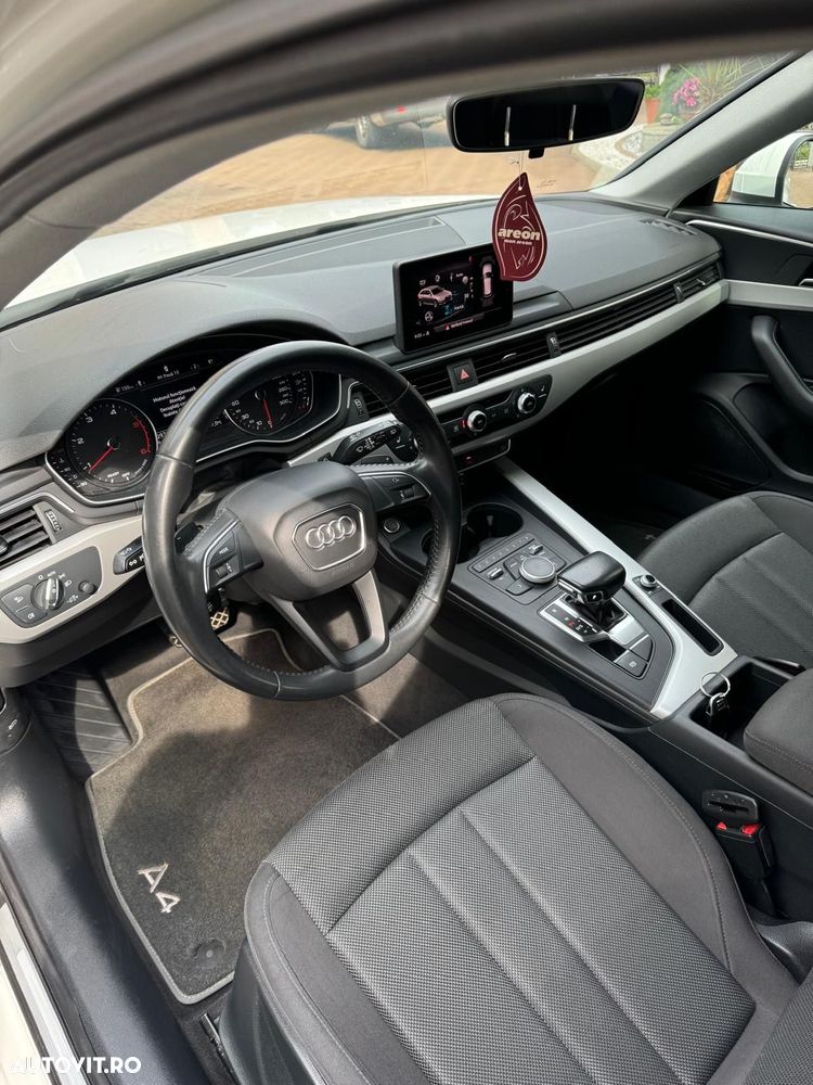 Audi A4 Avant 2.0 TDI S tronic - 12