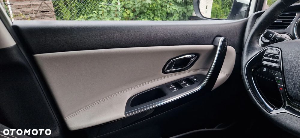 Kia Ceed 1.6 GDI Dream Team Edition - 22