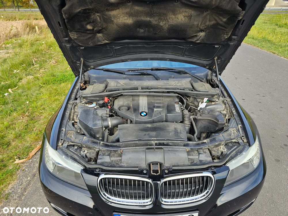 BMW Seria 3 318d - 14
