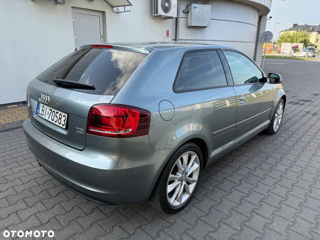 Audi A3 2.0 TDI DPF Quattro Attraction - 5
