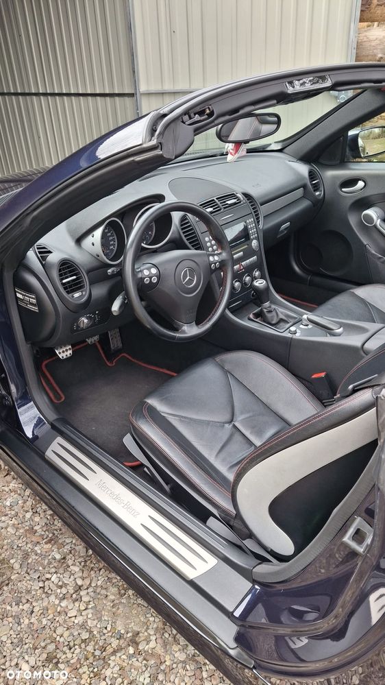 Mercedes-Benz SLK - 12