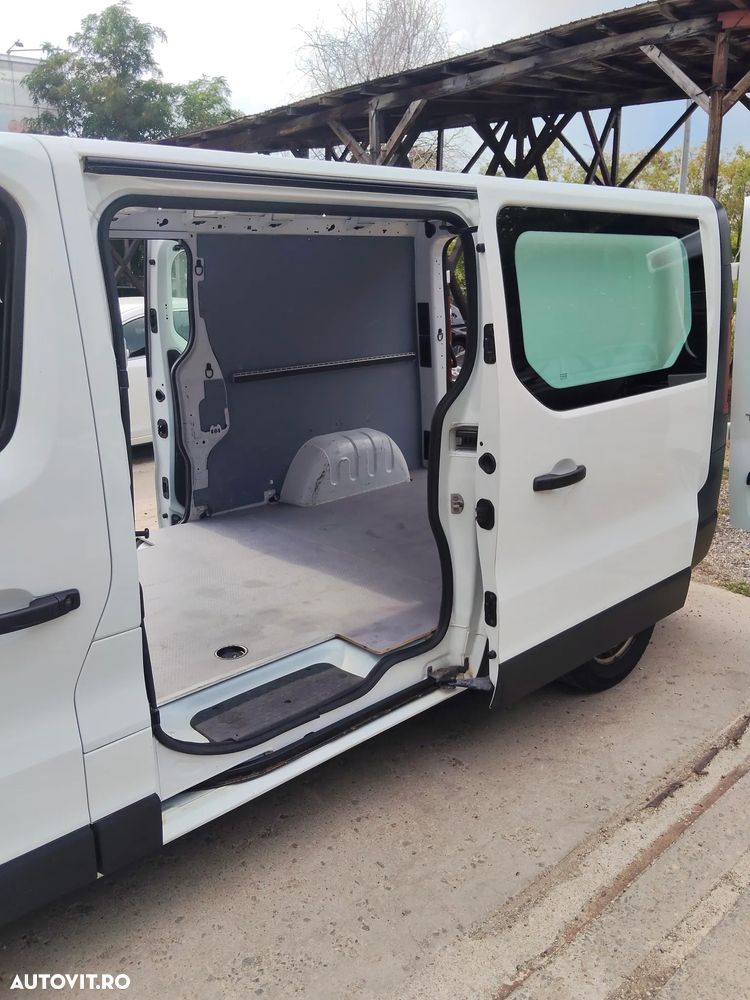 Renault Trafic - 9