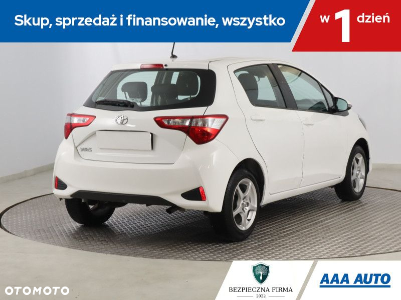 Toyota Yaris - 6
