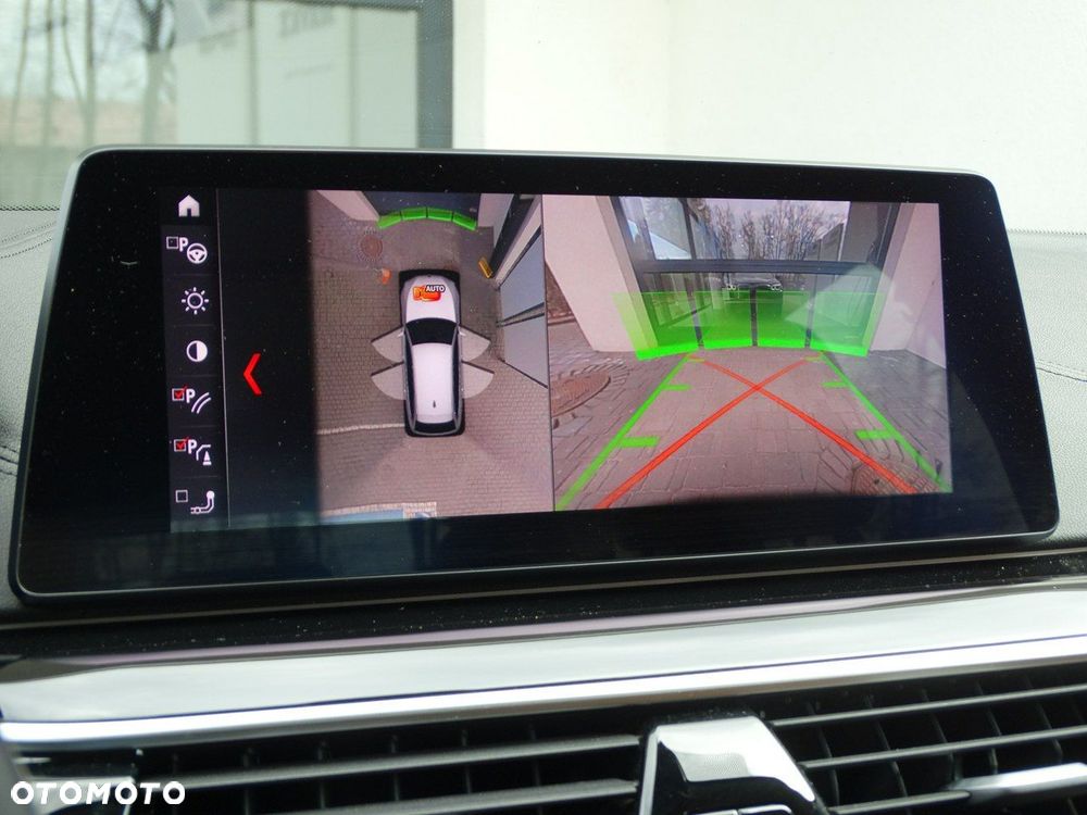 BMW Seria 5 520d Luxury Line - 24