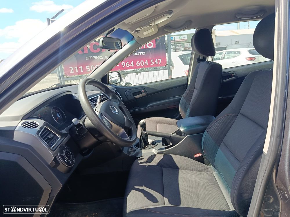 SsangYong Actyon 2WD Crystal - 12