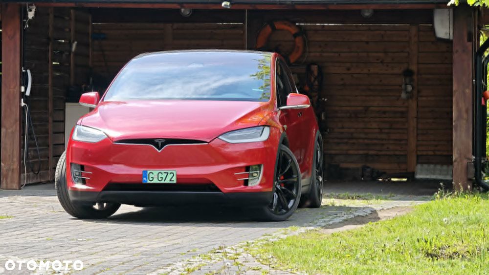 Tesla Model X Performance - 16