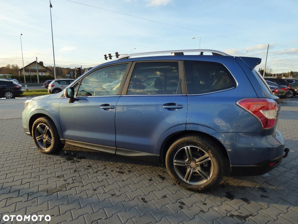 Subaru Forester 2.0 D Exclusive Lineartronic - 9