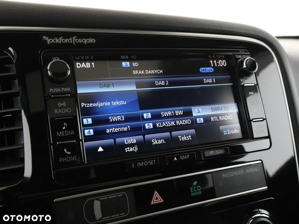 Mitsubishi Outlander 2.4 4WD Top - 24