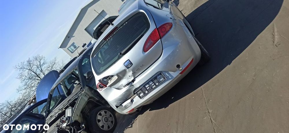 Leon 04- 2 1,6 mpi silnik BSE skrzynia AQ lakier L57Y CZĘŚCI BLACHARSKIE MECHANICZNE ZAWIESENIE - 4