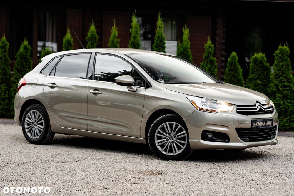 Citroën C4 e-HDi 110 Selection - 4