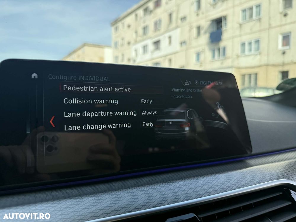 BMW Seria 5 520d Aut. M Sport Edition - 7