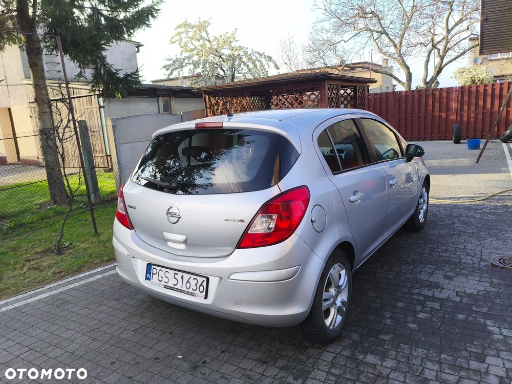 Opel Corsa - 4