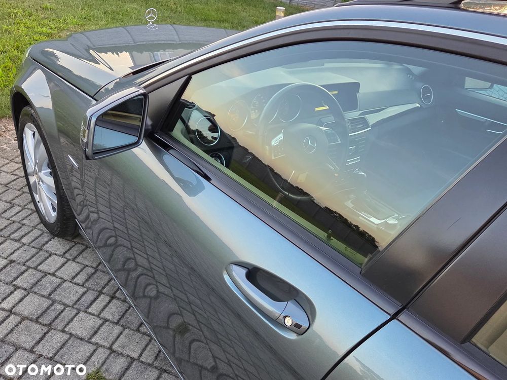 Mercedes-Benz Klasa C 180 BlueEFFICIENCY 7G-TRONIC Elegance - 35