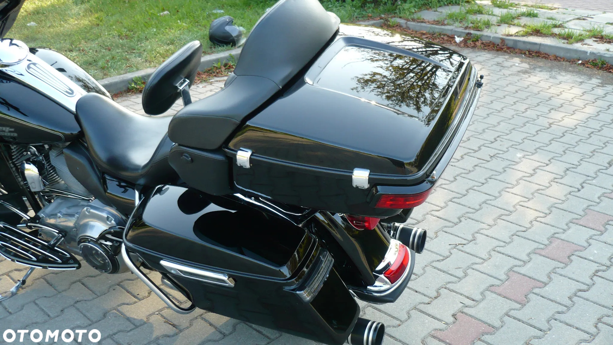 Harley-Davidson FLH Electra Glide - 21
