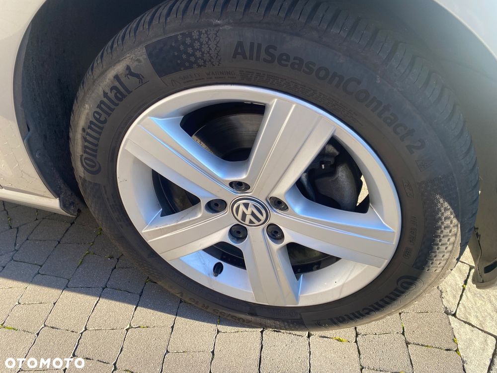 Volkswagen Golf VII 1.6 TDI BlueMotion Trendline - 22