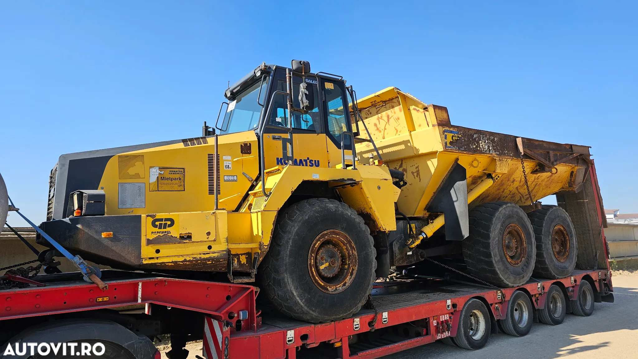 Komatsu HN 300 -2 Dumper 6X6 - 11