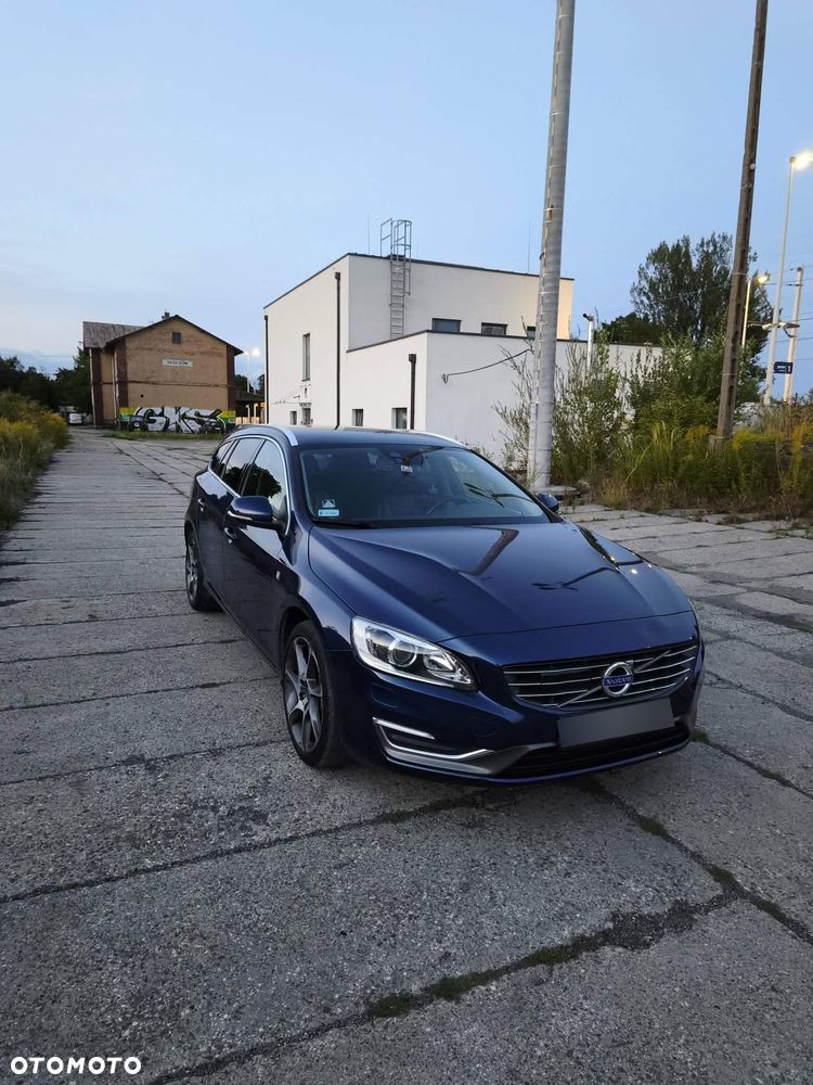 Volvo V60 D4 AWD Ocean Race - 2