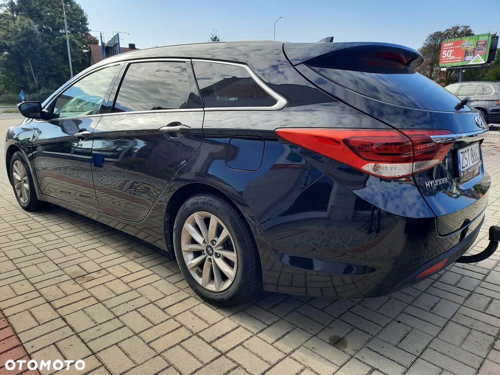 Hyundai i40 Kombi 1.7 CRDi Premium - 3