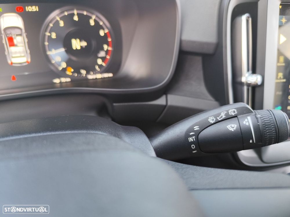 Volvo XC 40 1.5 T2 Momentum - 17