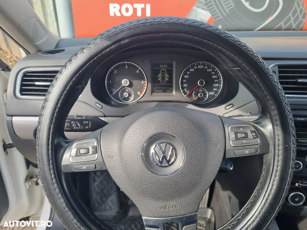 Volkswagen Jetta 2.0 TDI DPF Comfortline - 15
