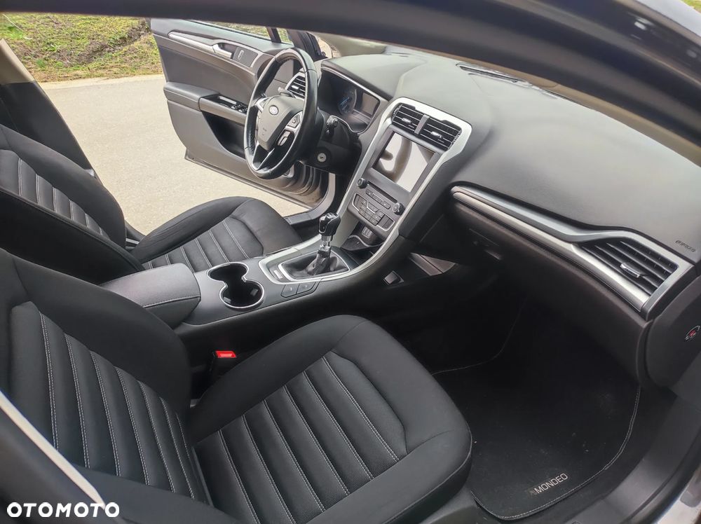 Ford Mondeo 1.5 EcoBoost Trend - 16