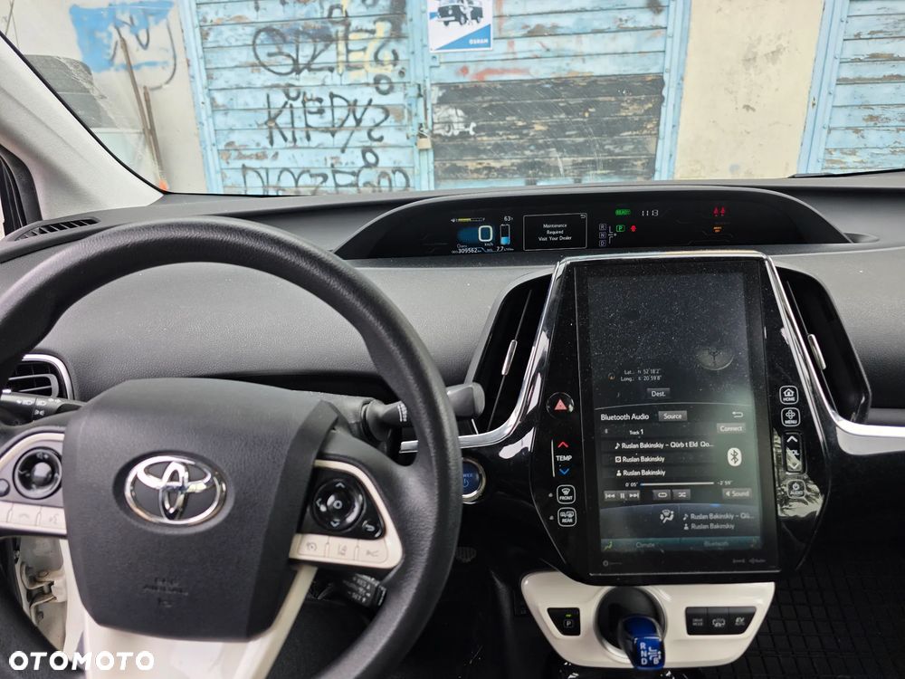 Toyota Prius 1.8 Hybrid Prestige - 8