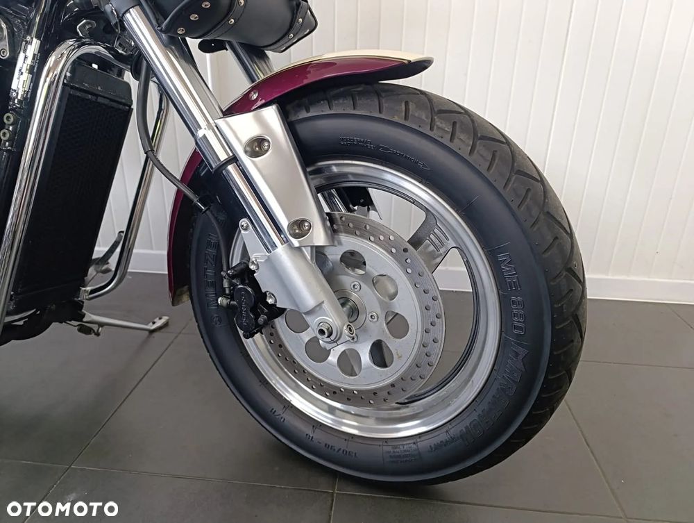 Suzuki Marauder - 5