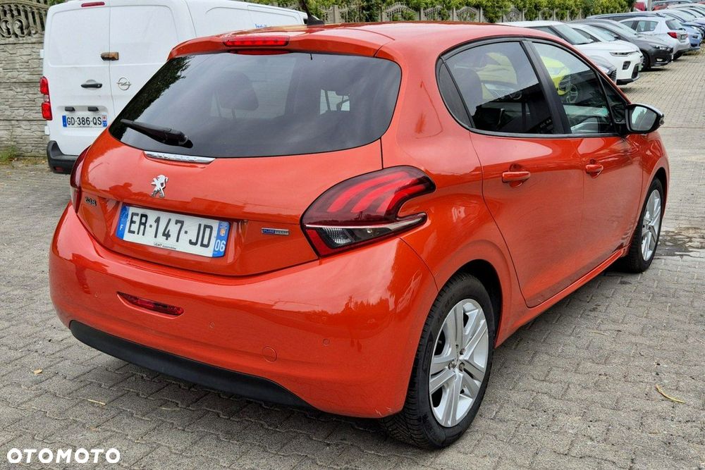 Peugeot 208 PureTech 82 Start & Stop Style - 5