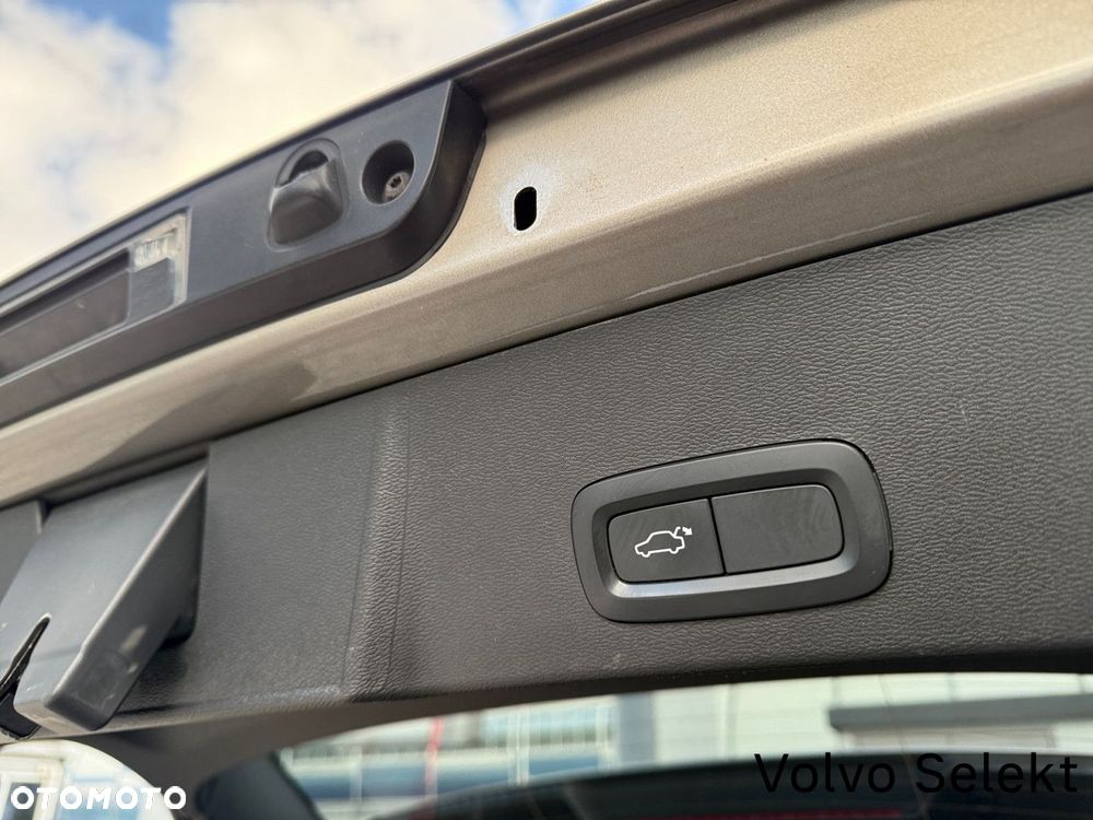 Volvo XC 40 - 29