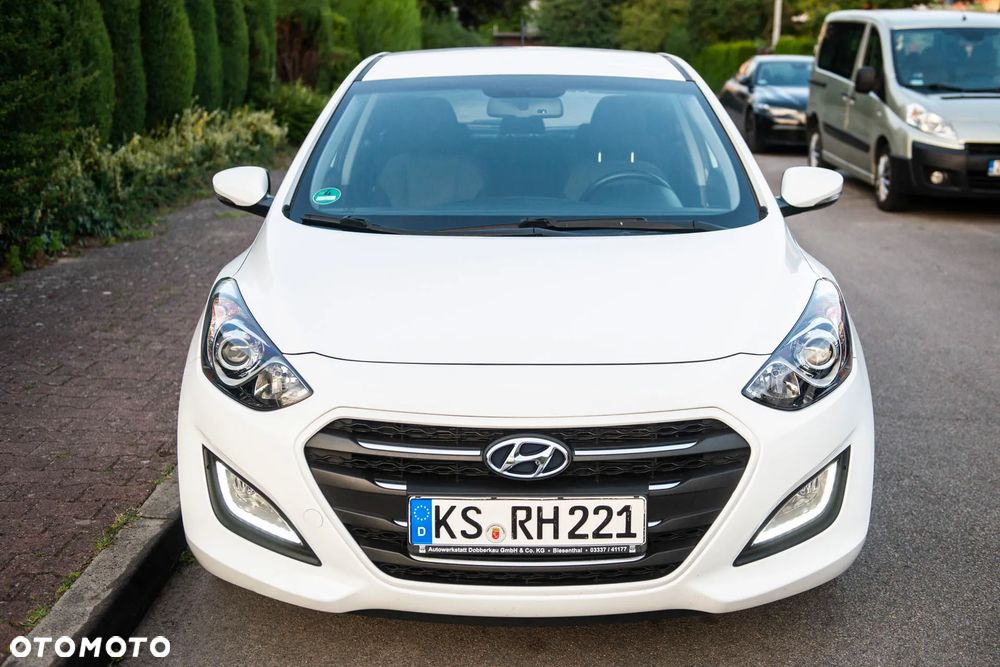 Hyundai i30 1.6 GDI Comfort - 9